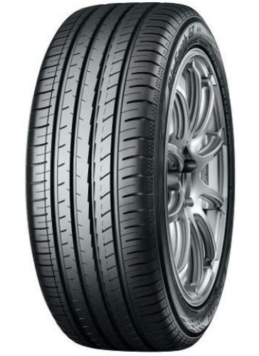 YOKOHAMA BLUEARTHGT AE51B 215/55R17 94V